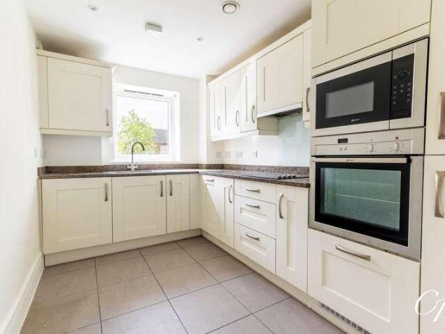 Flat for sale in Golden Valley, Gloucestershire