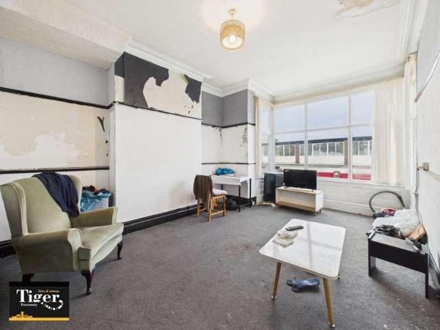 Flat for sale in Blackpool