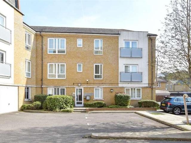 Flat for sale in Troy Town, Rochester