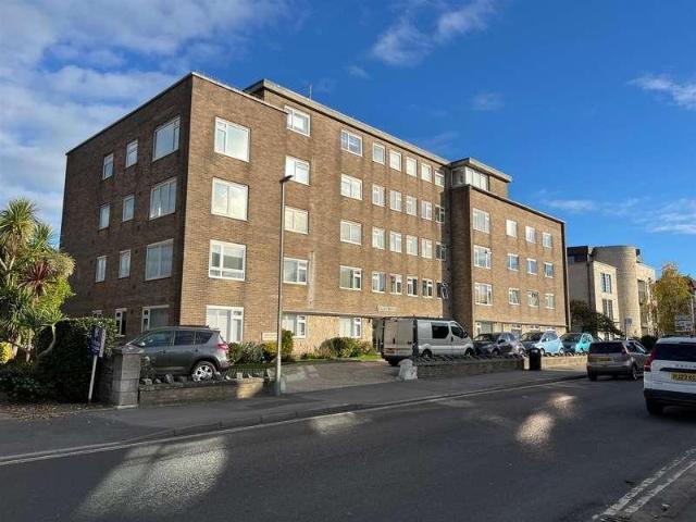Flat for sale in Swanage, East Dorset