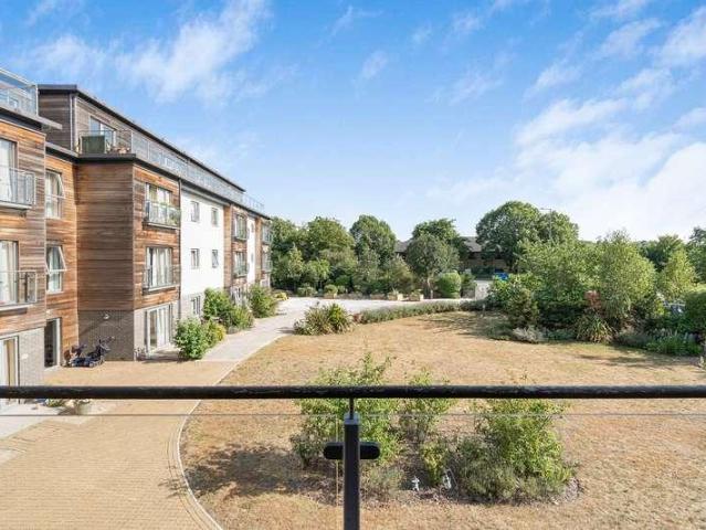 Flat for sale in Black Bourton, Oxfordshire