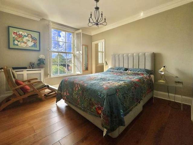 Flat for sale in Bathwick, Bath