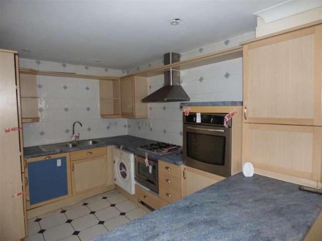Flat for sale in Rotherhithe, Greater London