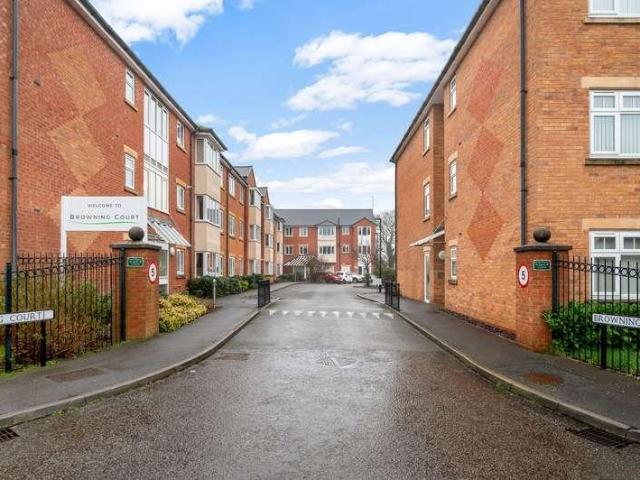 Flat for sale in Barholm, Lincolnshire
