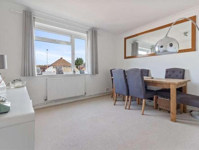 Flat for sale in West Worthing, Worthing