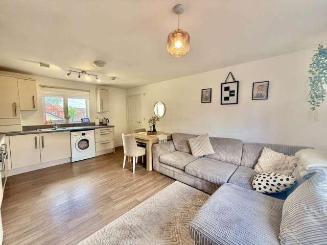 Flat for sale in Great Western Park, Dromore