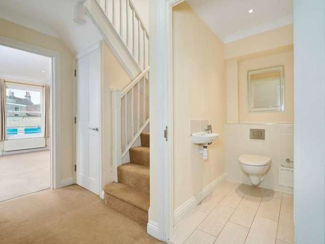 Flat for sale in Bradford-on-Avon, Wiltshire