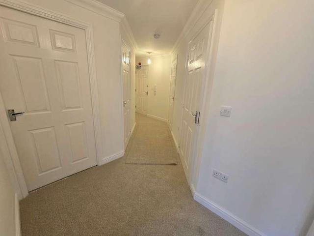 Flat for sale in Bridgend, Wales