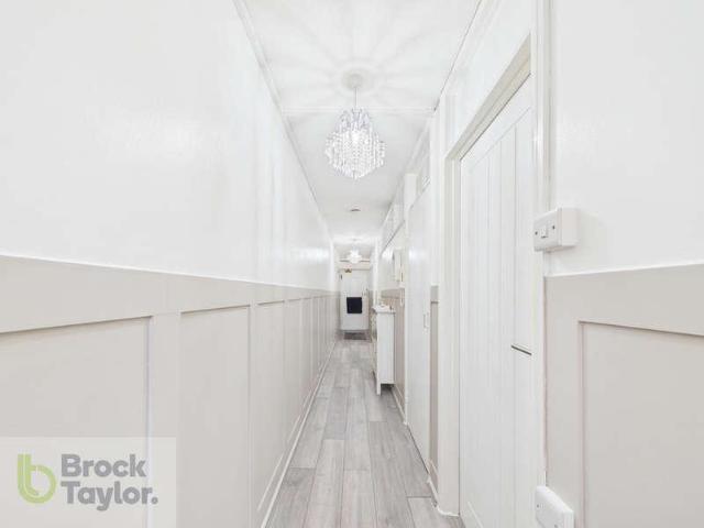 Flat for sale in Perryfields, West Sussex