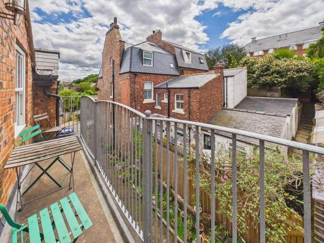 Flat for sale in Whitby, North Yorkshire