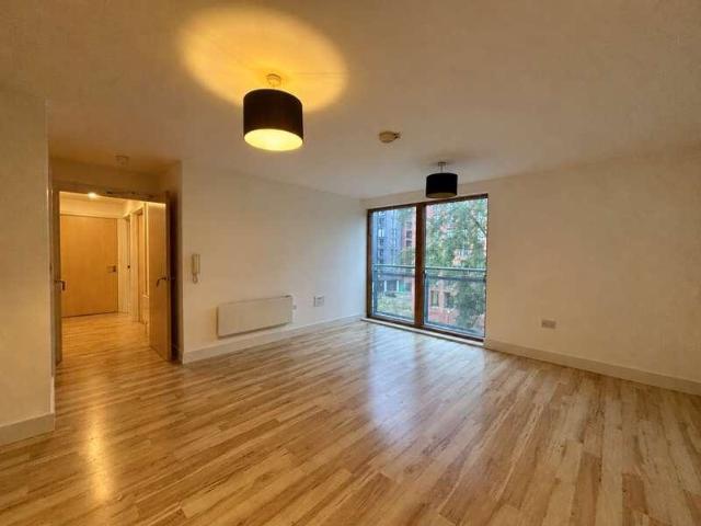 Flat for sale in Hulme, Manchester