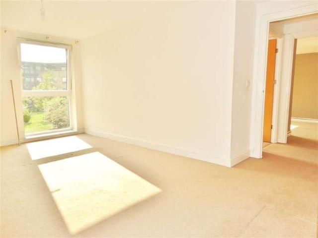 Flat for sale in Three Bridges, Glynde
