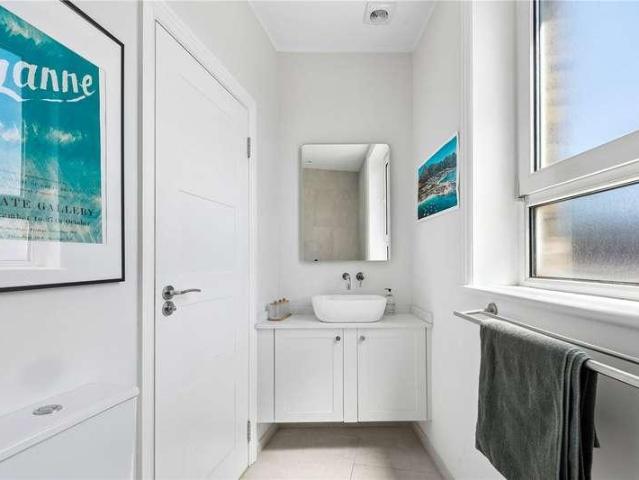 Flat for sale in Highbury, Greater London