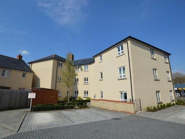 Flat for sale in Clandown, Radstock