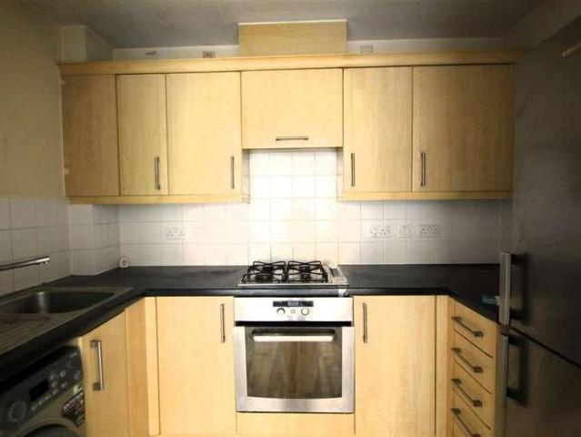 Flat for sale in Feltham, Bedfont