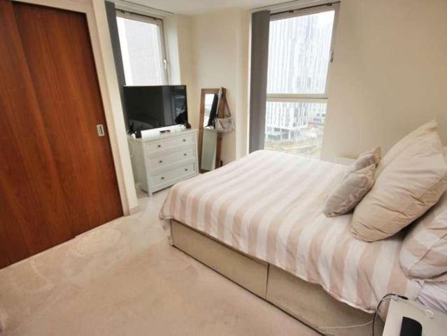 Flat for sale in Salford, Greater Manchester