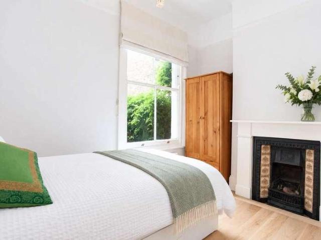 Flat for sale in London Borough of Camden, Greater London