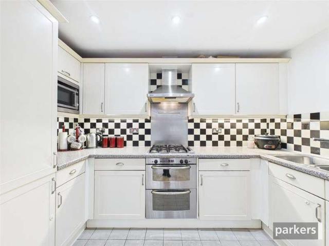 Flat for sale in Newtown, Reading
