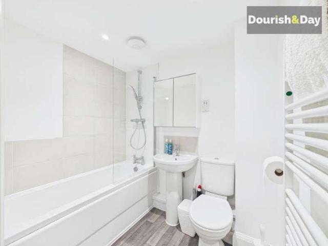 Flat for sale in Astonfields, Stafford