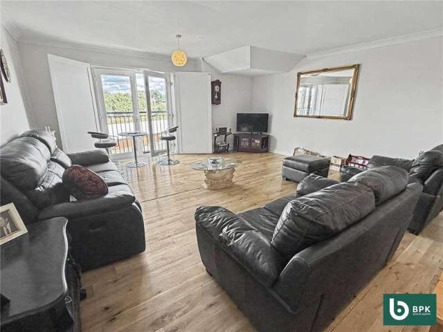 Flat for sale in Denton Holme