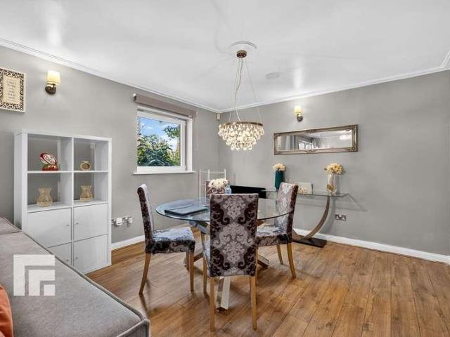 Flat for sale in Tiger Bay, Falcon Lodge