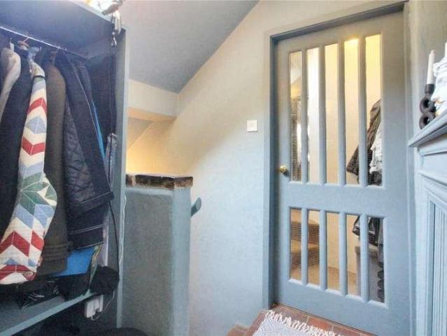 Flat for sale in Heigham Grove, East Bank