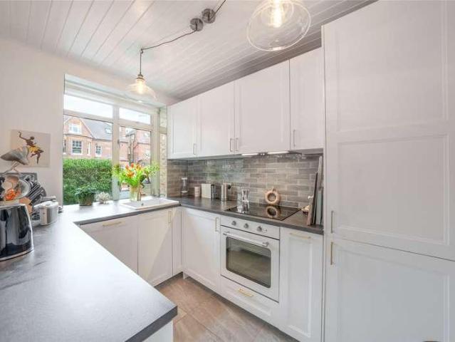 Flat for sale in Primrose Hill, Greater London