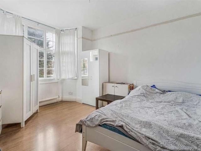 Flat for sale in Hendon Central, The Hyde