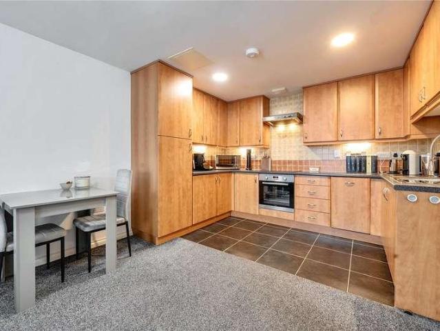 Flat for sale in Evershot, Oxfordshire