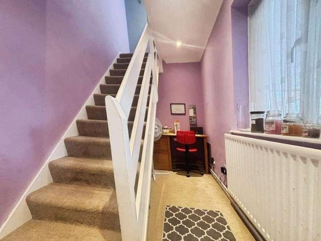 Flat for sale in Great Hollands, Bracknell