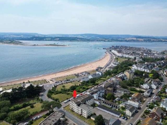 Flat for sale in Budlake, Devon