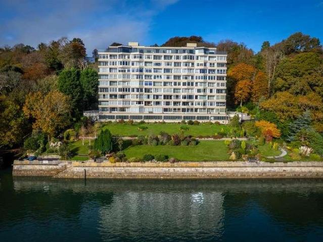 Flat for sale in Menai Bridge, Wales