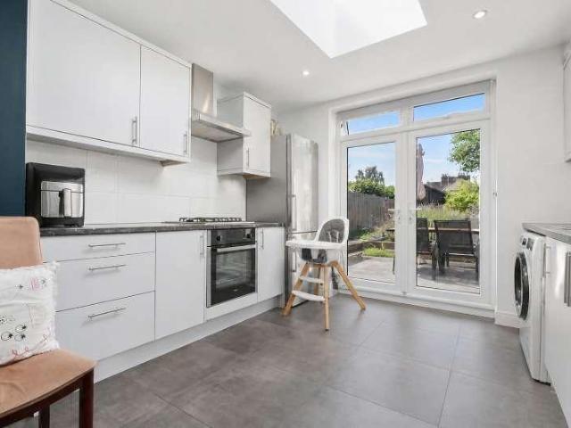 Flat for sale in Greater London