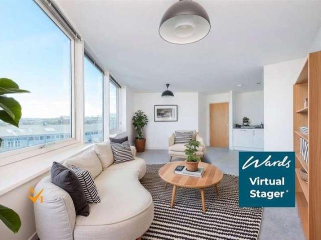 Flat for sale in Brompton, Gillingham