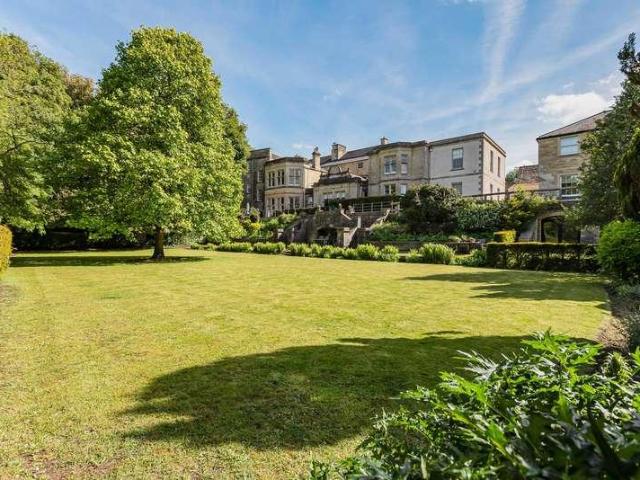 Flat for sale in Tetbury, Cotswold