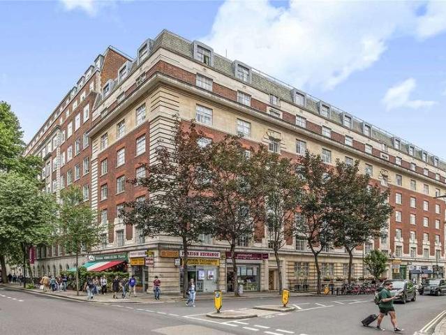 Flat for sale in Saint Pancras, Greater London