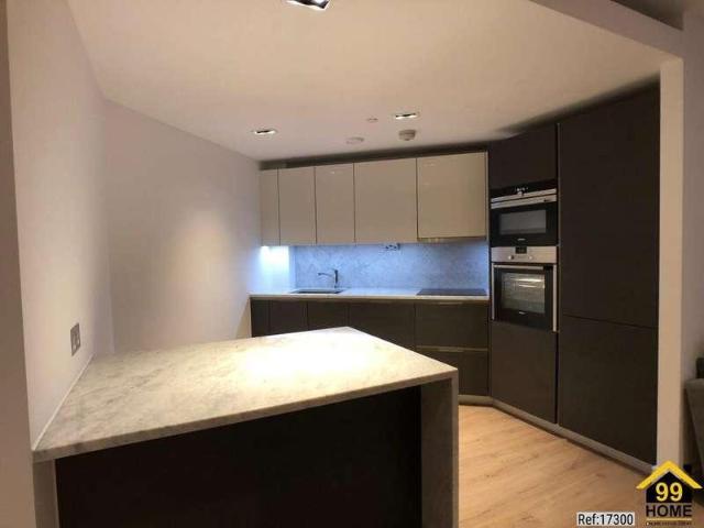 Flat for sale in Hammersmith, Greater London
