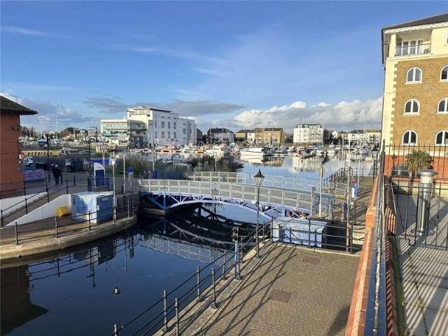 Flat for sale in Sovereign Harbour, Eastbourne