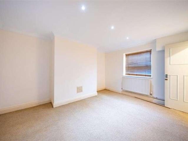 Flat for sale in Penenden Heath, Maidstone