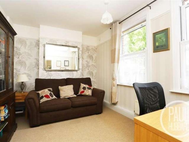 Flat for sale in Eastbridge, Suffolk