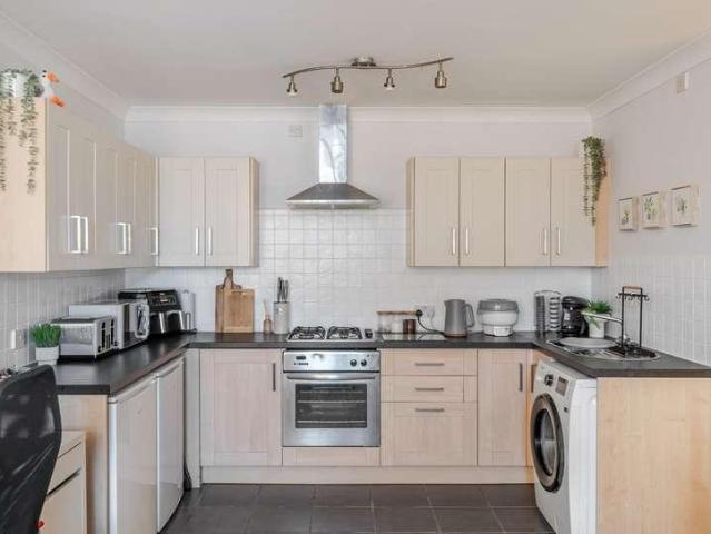 Flat for sale in Cadbury Heath, South Gloucestershire