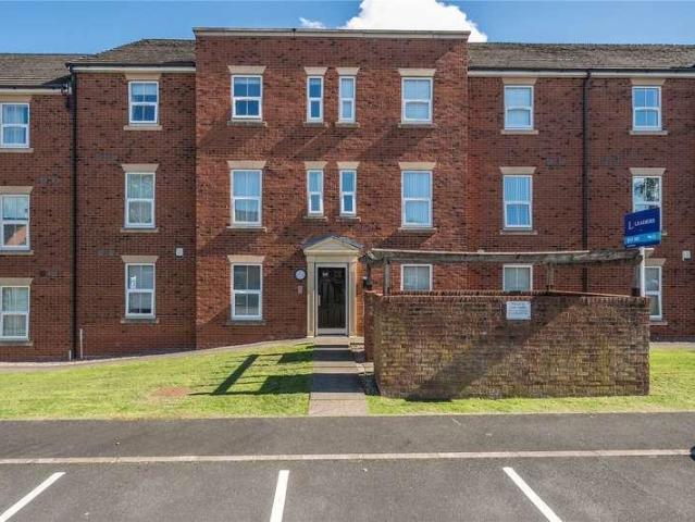 Flat for sale in Kingsbourne, Nantwich