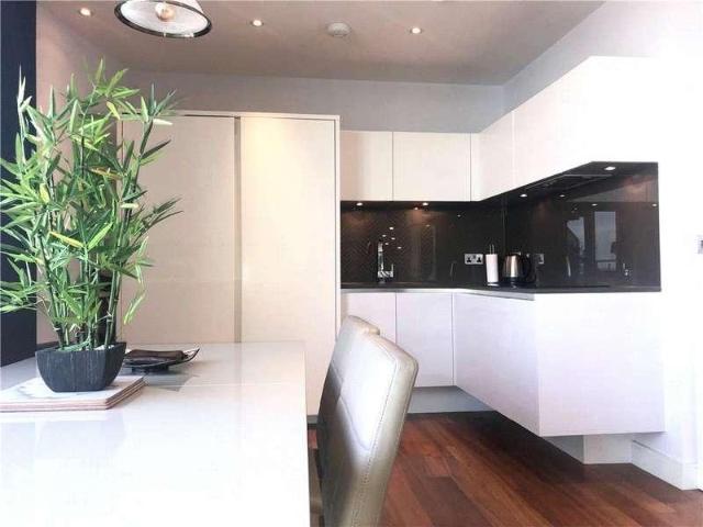 Flat for sale in Portsea, City Of Portsmouth