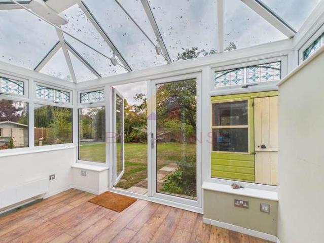 Flat for sale in Frinton-on-Sea, Tendring
