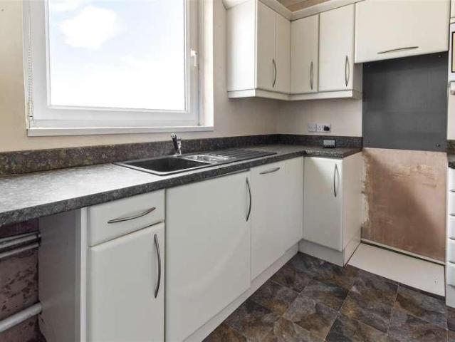 Flat for sale in West Worthing, Worthing