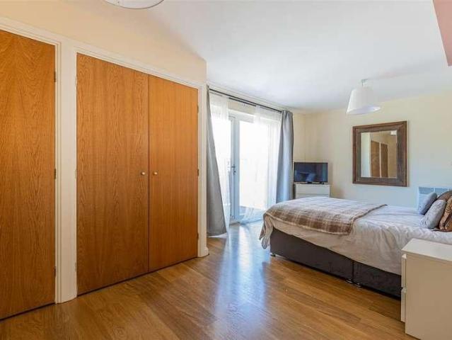 Flat for sale in City Centre, Falcon Lodge