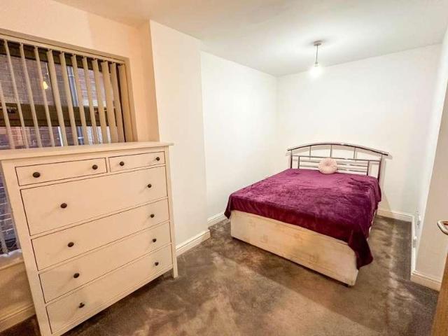 Flat for sale in City Centre, Georgia