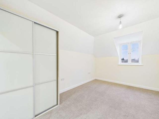 Flat for sale in King's Walden, Hertfordshire