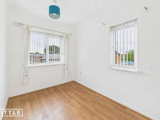 Flat for sale in Prescot, Prescot