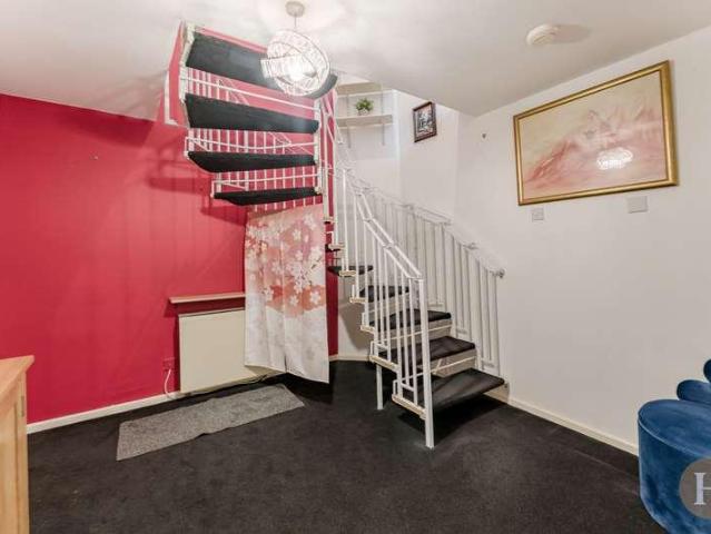 Flat for sale in Harborne, West Midlands